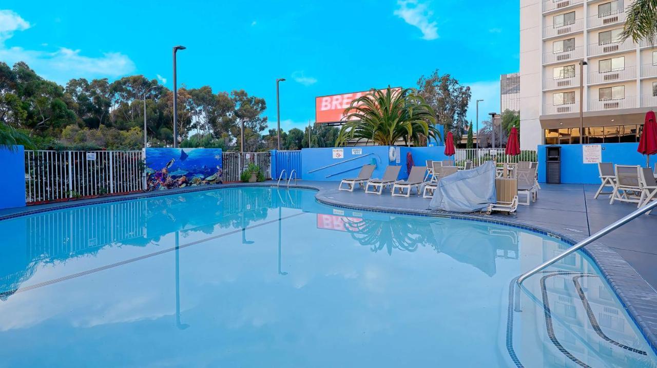 Suites Los Angeles Ca Los Angeles Lax Inglewood Exterior photo