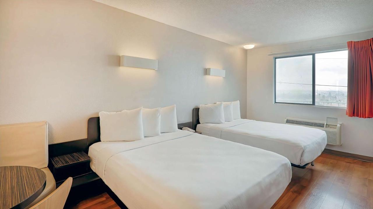 Suites Los Angeles Ca Los Angeles Lax Inglewood Exterior photo