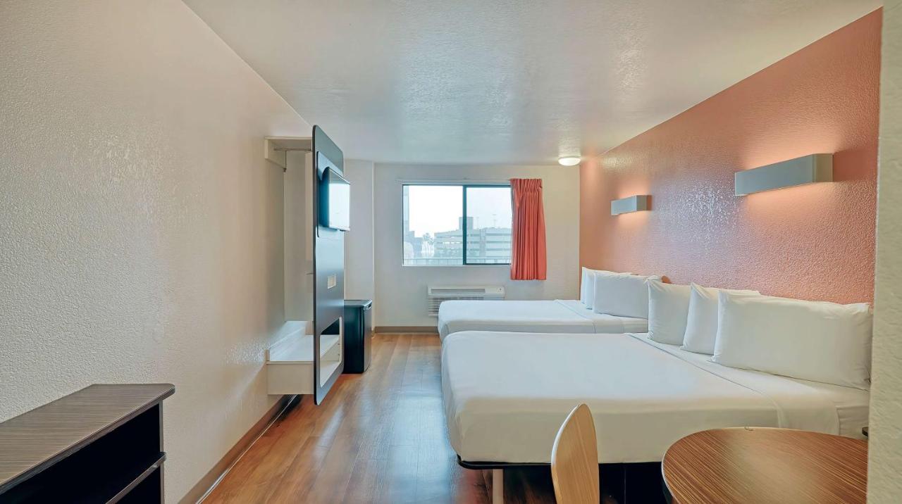 Suites Los Angeles Ca Los Angeles Lax Inglewood Exterior photo